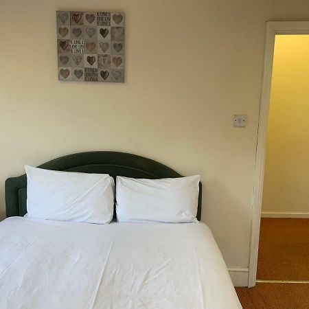 Adelaide House Apartment Luton  Exterior foto